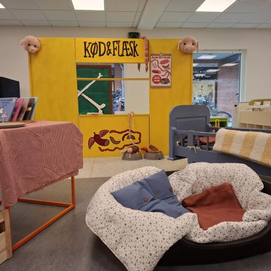 Udstilling med Hunden Ib på Vestamager Bibliotek 
